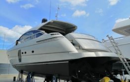 Pershing 64 2009