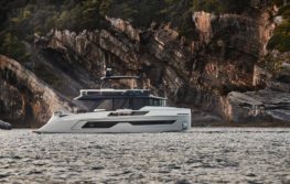Explorer Motor Yachts 62 2023