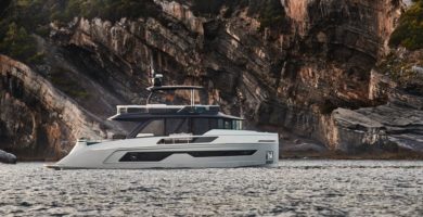 Explorer Motor Yachts 62 2024